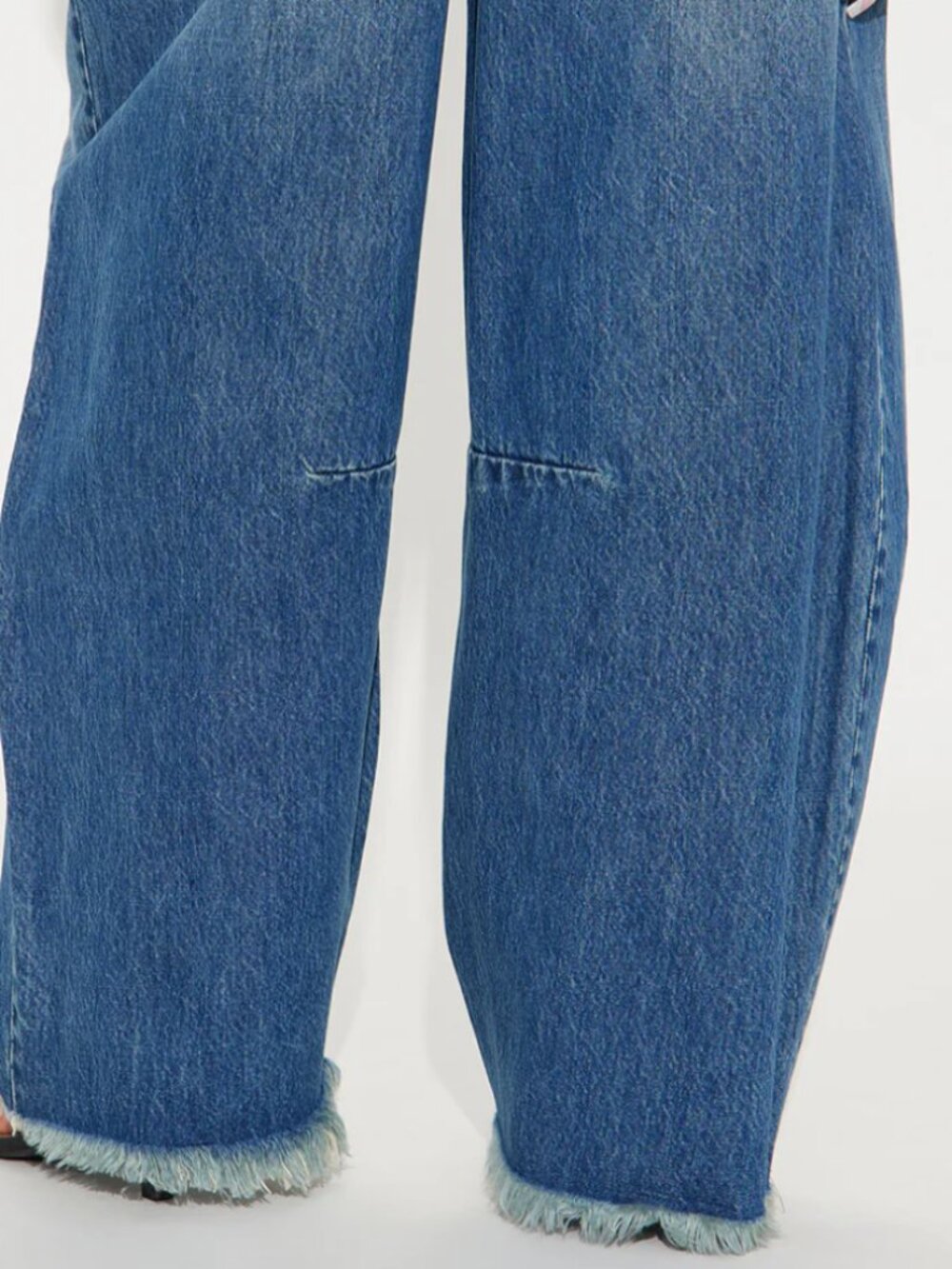 Ciao Bella Barrel Leg Jeans - Picture 2 of 4